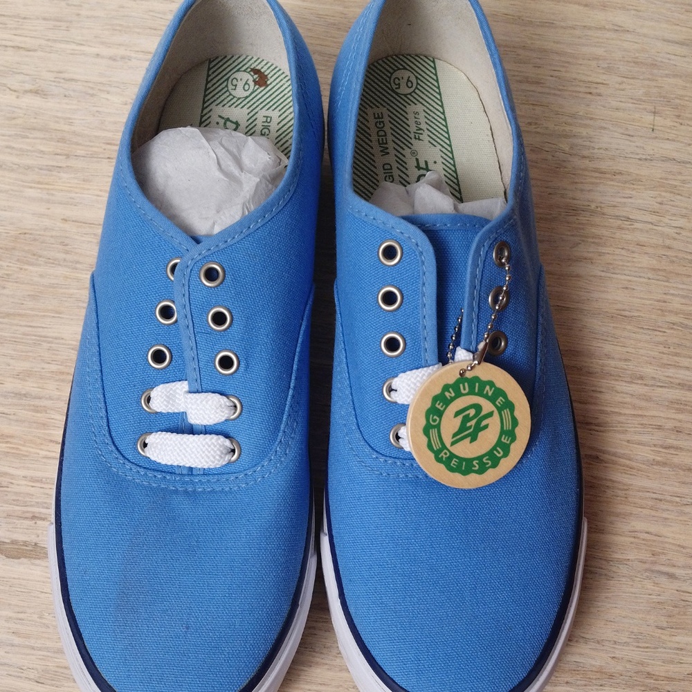 PF Flyers (Reissue) Windjammer Blue Size 9.5 (mens) Low-Top Canvas Sneaker (NOS)